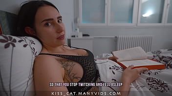 Play Step mom share bed with handjob!? Surprise - Step son fucks Step mother with Creampie!