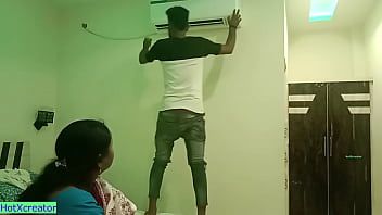 Play Indian cheating wife XXX hot sex with ac technician! Bhabhi sex