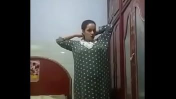 Play فيديو ام و بنتها ليسبيان
