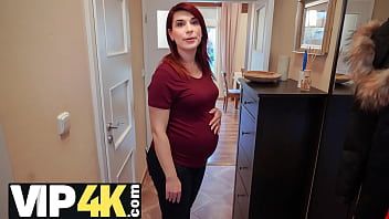 Play DEBT4k. Bank agent gives pregnant MILF delay in exchange for quick sex