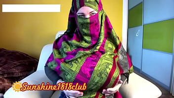 Play Arab muslim Hijab jeans ass booty masturbating pussy clit on cam recording February 14th