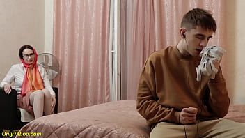 Play Big dick destroyed small stepmom anus